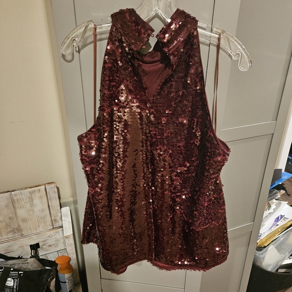 Frilly top - Picture 3 of 3